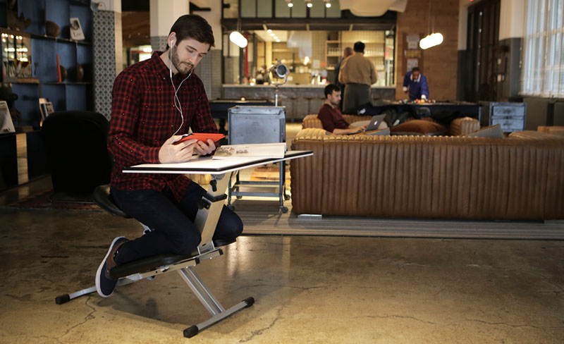 Portable desk designed to be portable