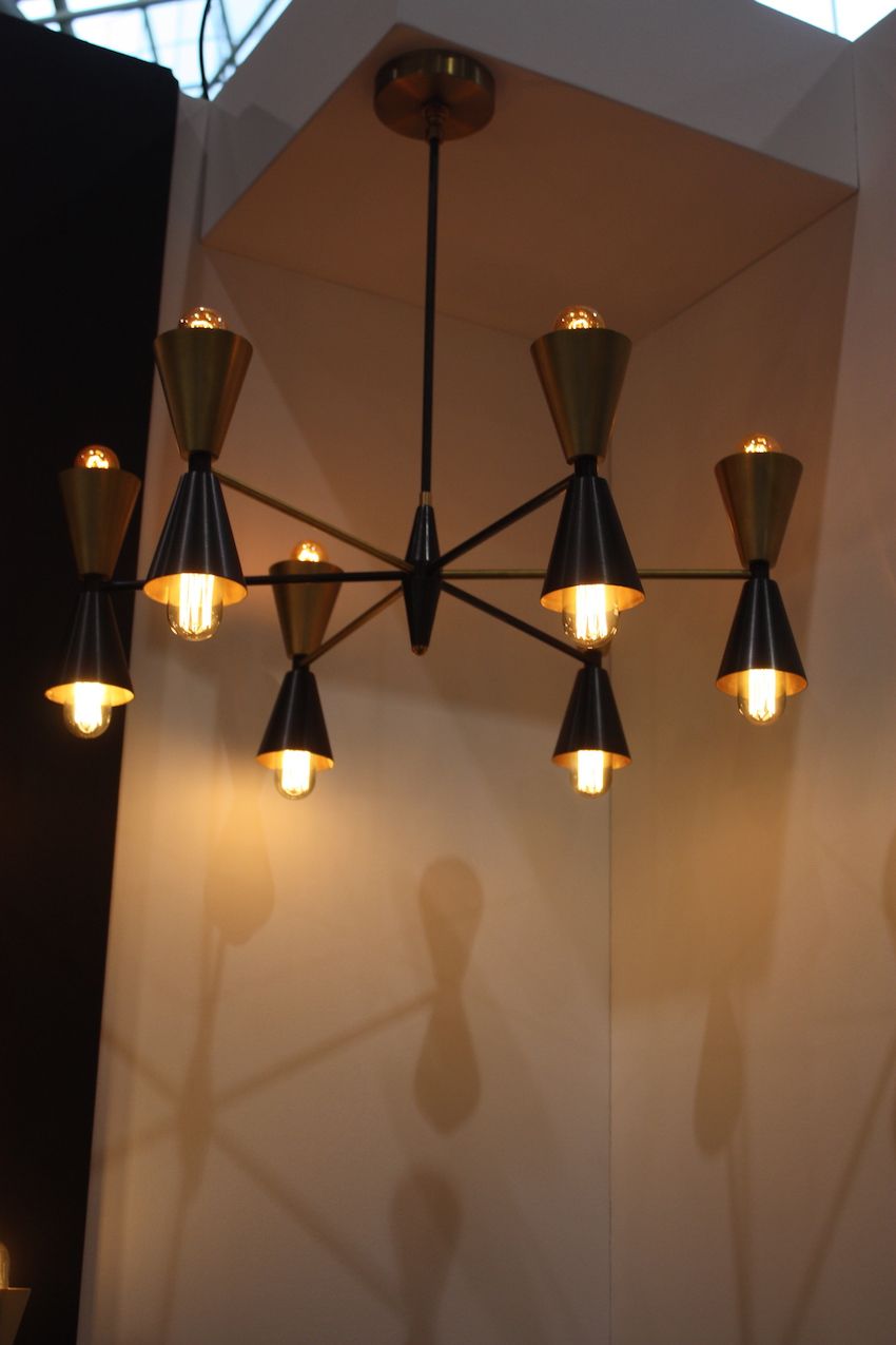 Edison bulbs lightmaker ceiling