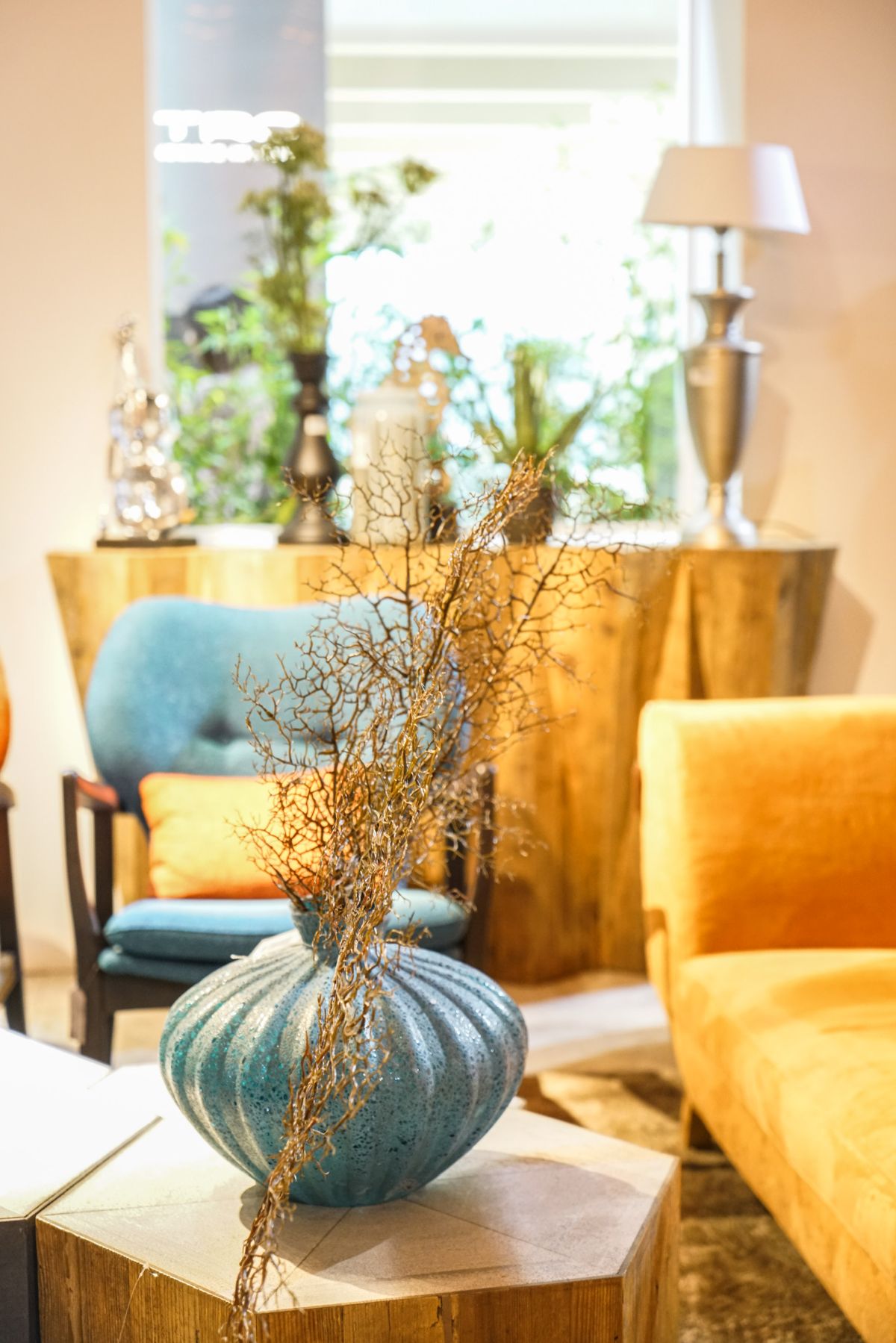 Adding Accents to Your Luxury Living Room