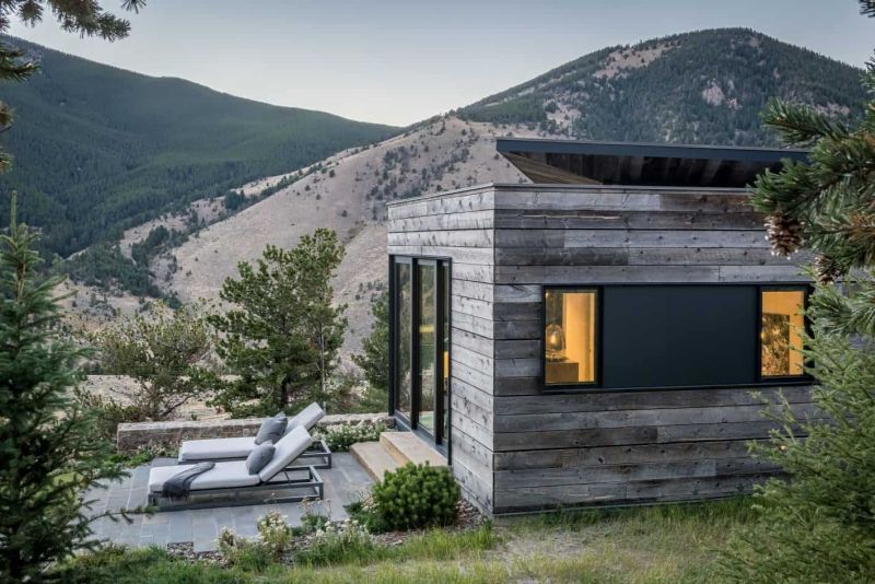 An Enchanting Mountain Home That Disappears Into The Rugged Landscape