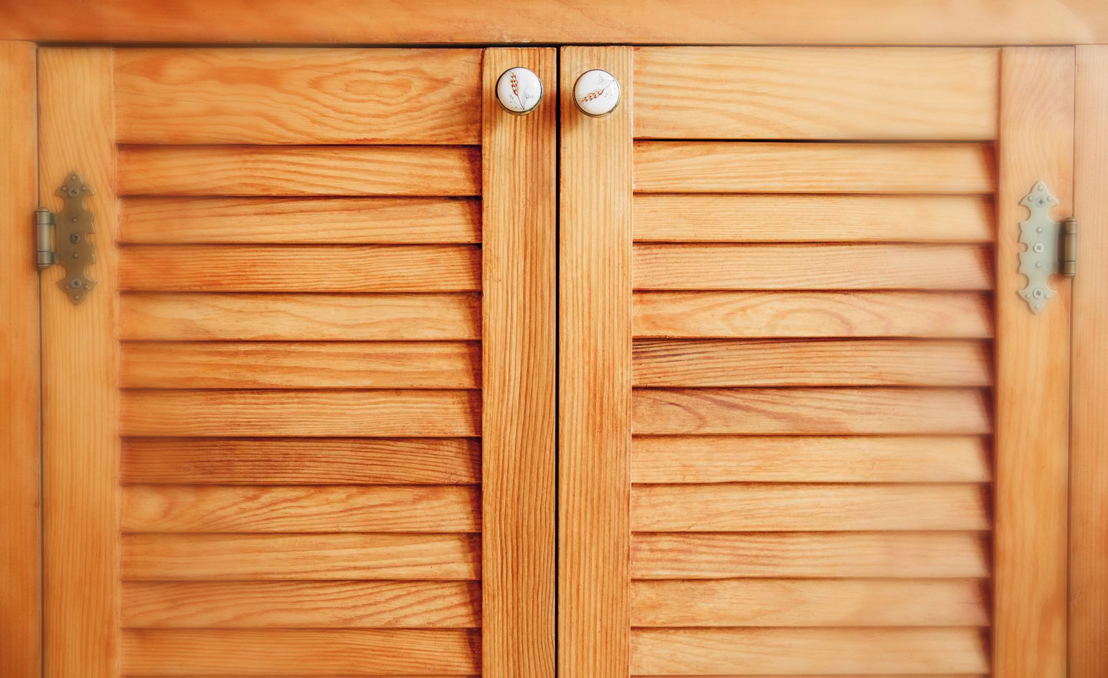 What Are Louvered Doors?